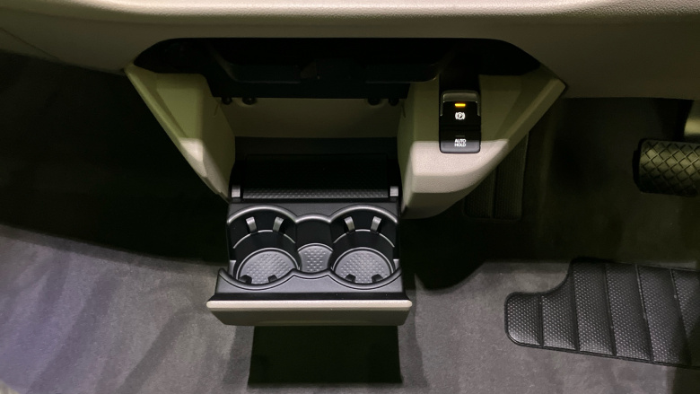 Volkswagen Multivan 1.5 TSI eHybrid Life 5dr 4MOTION DSG Estate